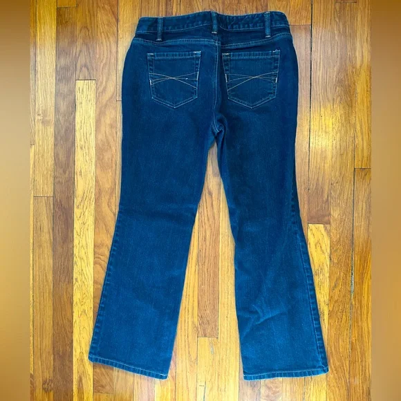 Women’s Ann Taylor Loft Curvy Bootcut Jeans 10 Petite - New - Picture 2 of 8
